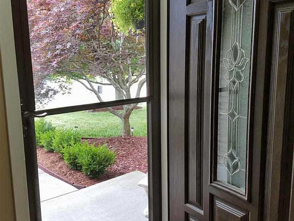 2nd image of 6238 Woodcrest Dr