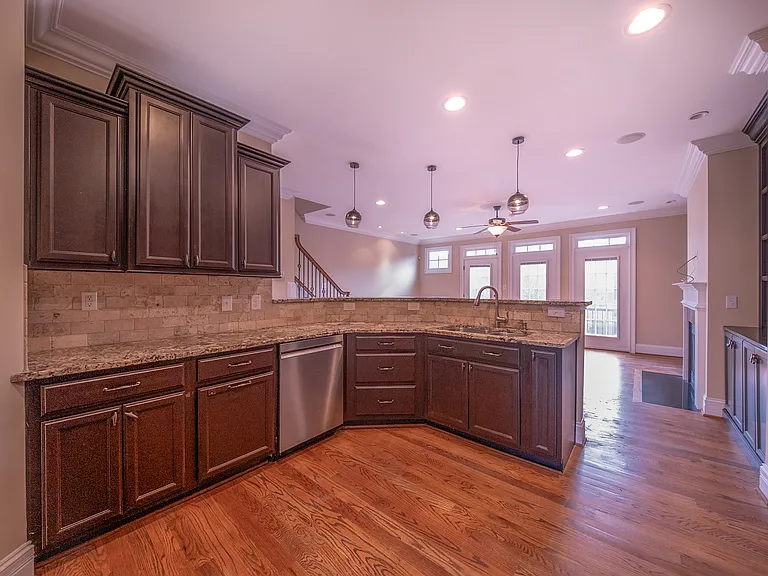 1032 Alemany St — Photo 19