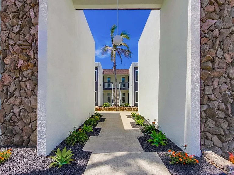 Emerald Beach House — Photo 4