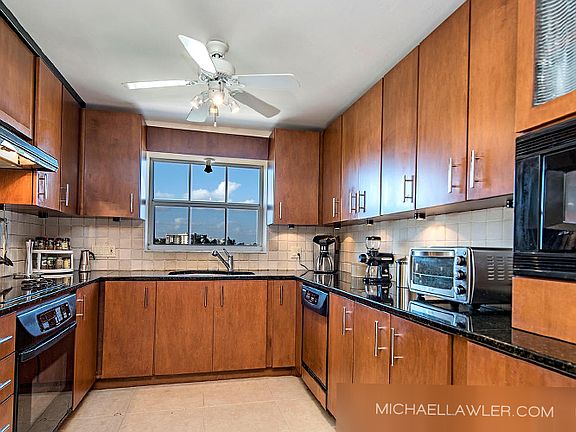5th image of 1900 Gulf Shore Blvd N APT 302