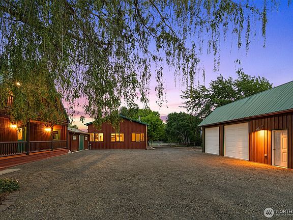 4th image of 1750 Rader Road