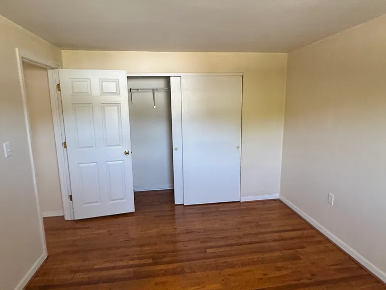 1014 Elm St #7 — Photo 5