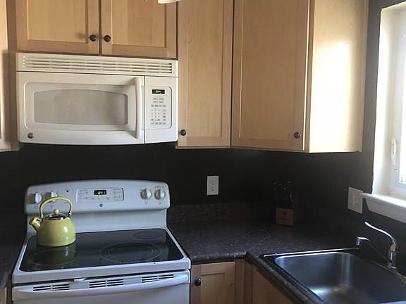 3rd image of 43 Saint Kolbe Dr APT B