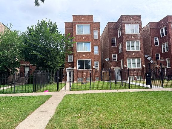 3rd image of 4640 W West End Ave