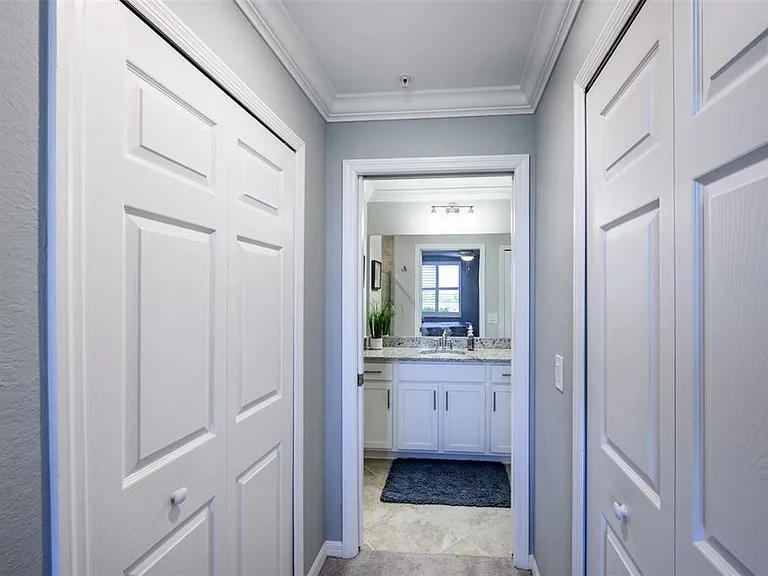 14061 Heritage Landing Blvd #411 — Photo 31
