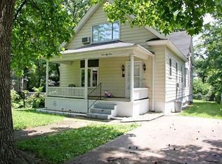 454 Powers Ln, Decatur, IL 62522