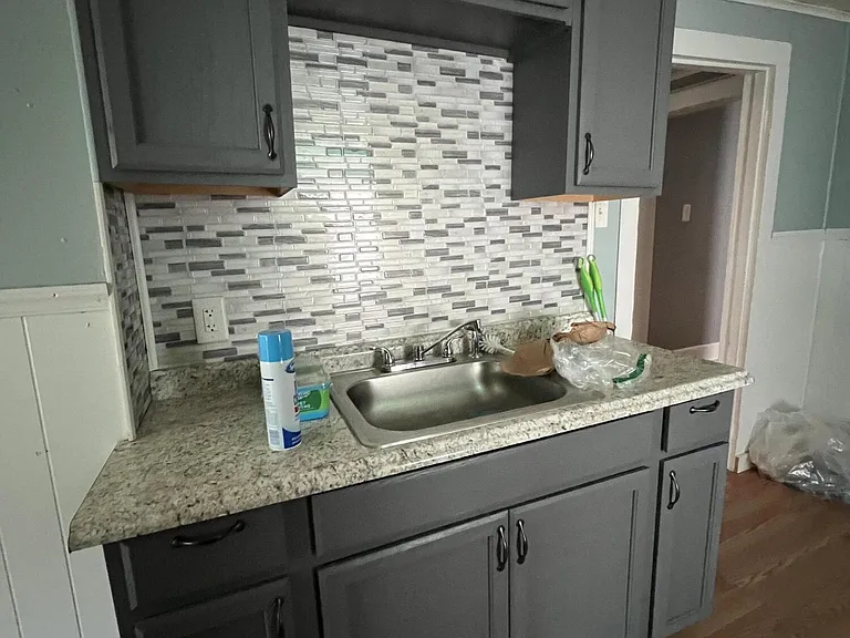 415 1/2 Walnut St — Photo 9