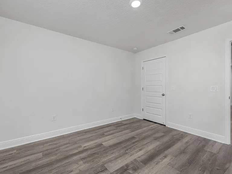 8154 Lawton St #B — Photo 3