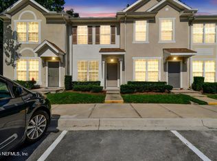 3542 Lone Tree Ln, Jacksonville, FL 32216