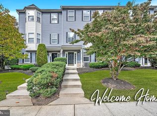 4 Turtle Ct, Delanco, NJ 08075