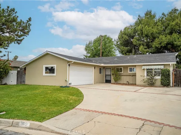 245 E Newburgh St, Glendora, CA 91740