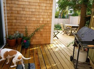27 Conwell St APT 2, Provincetown, MA 02657
