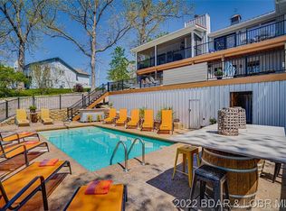 2102 Bittersweet Rd, Lake Ozark, MO 65049