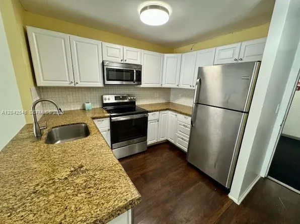 2029 NW 46th Ave APT E202, Fort Lauderdale, FL 33313