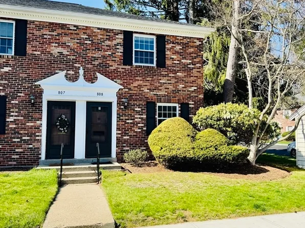 808 Windsor Dr Unit 808, Framingham, MA 01701
