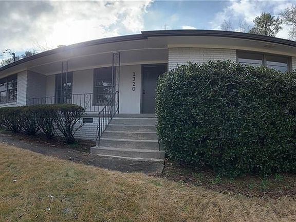 2nd image of 2320 Valley View Dr SE