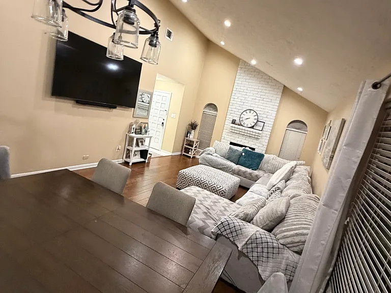4815 Cairnleigh Dr — Photo 7
