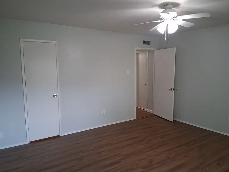 563 Cumberland Dr — Photo 19