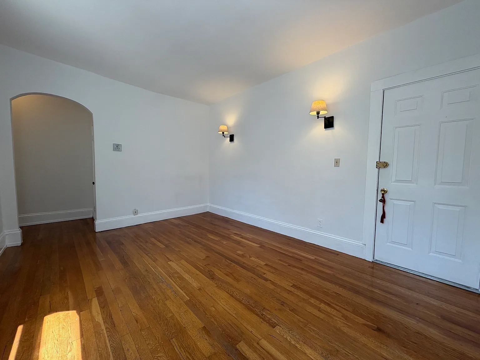 1 bed, 1.0 bath, $2,600 — Photo 1