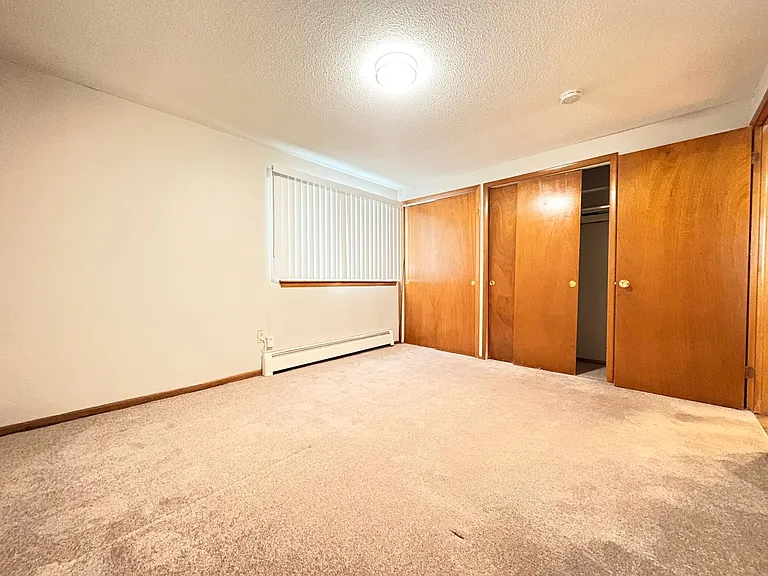 Camelot Village Apartments — Photo 20