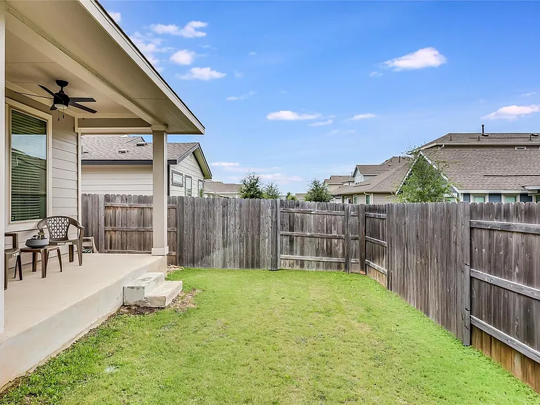 8608 McKamy Dr — Photo 28