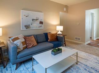 1800 Watrous Ave #36B, Des Moines, IA 50315