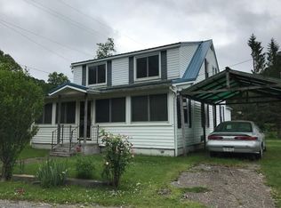 21 Green St, Richwood, WV 26261