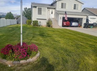 1576 N 2030 W, Clinton, UT 84015