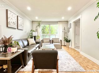 3192 Gwendale Cres #3192, Mississauga, ON L5A3B5