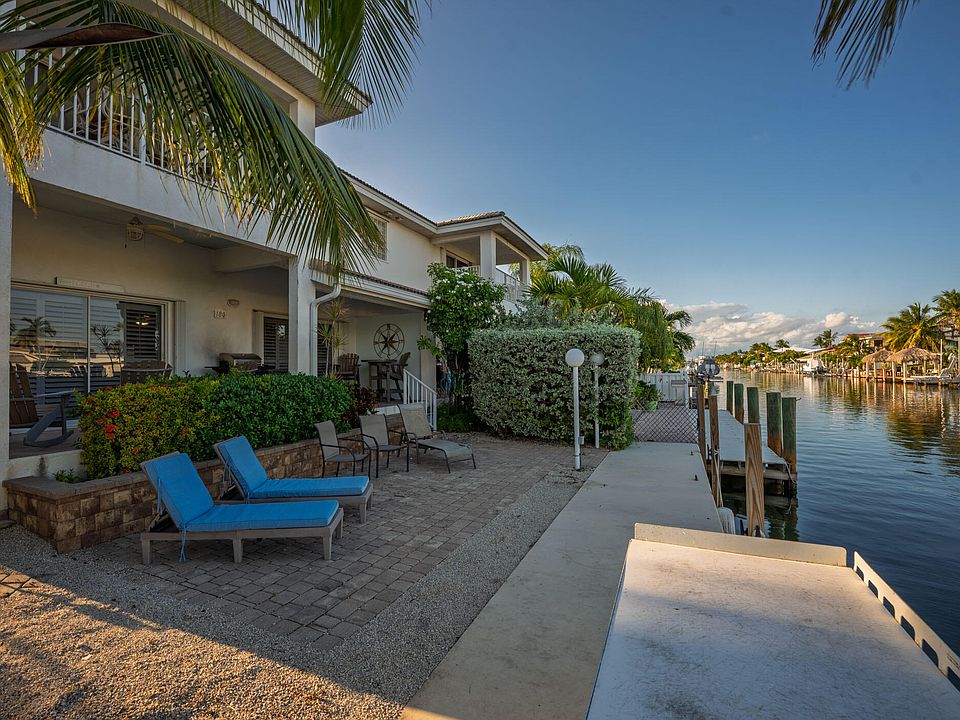 1st image of 180 9th St