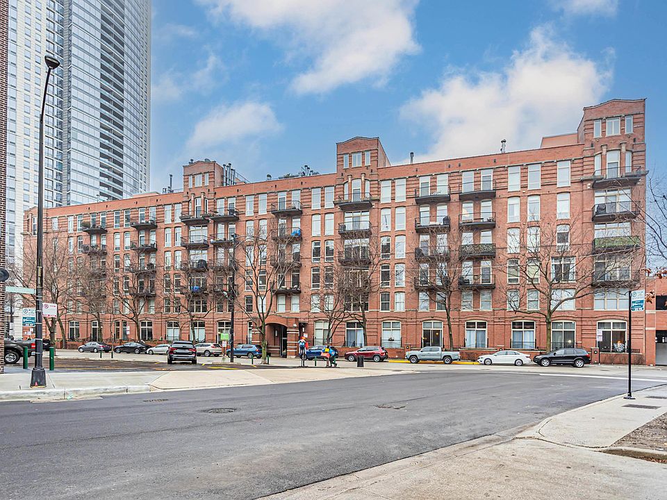 1st image of 550 N Kingsbury St APT 214