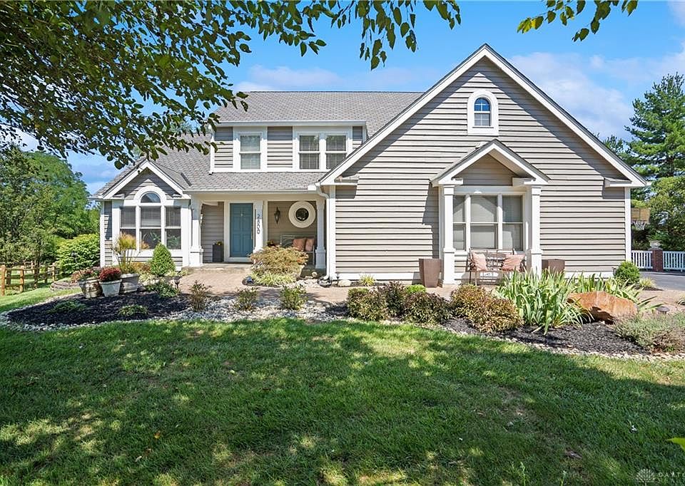 1st image of 2800 E Cove Ln
