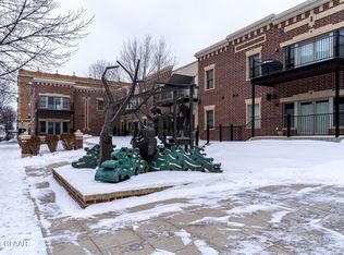 111 N 3rd St, Grand Forks, ND 58203