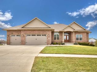 1101 Portsmith Cir, Marion, IA 52302