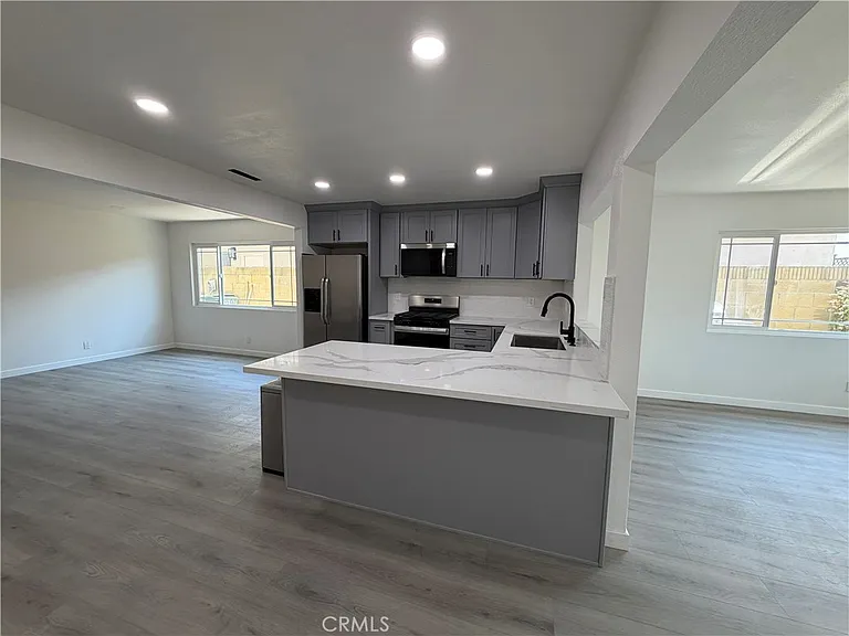2512 W Fulcrum Pl — Photo 6