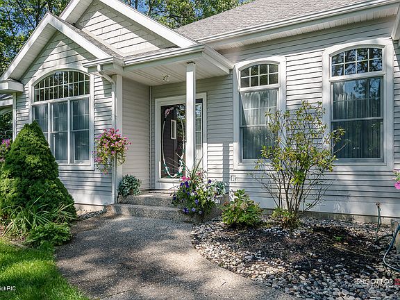 4th image of 4868 Terravita Dr