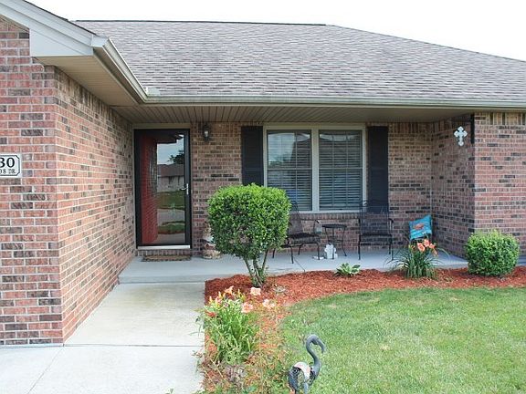 2nd image of 1830 Richards Dr