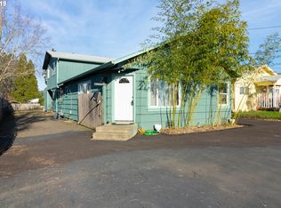 1447 Duke Ave, Sutherlin, OR 97479