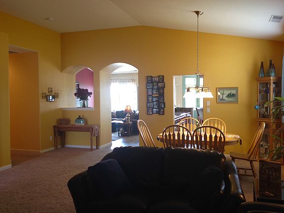 5th image of 1818 Kinglet Dr