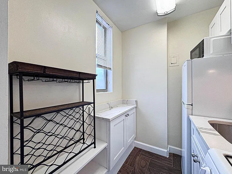 1111 Arlington Blvd #902 — Photo 12