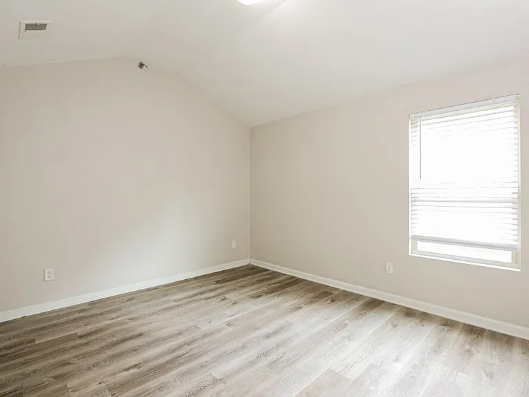 5163 Rapahoe Trl — Photo 13