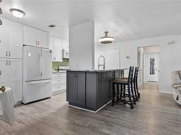 4th image of 3139 Tidal Bay Ln
