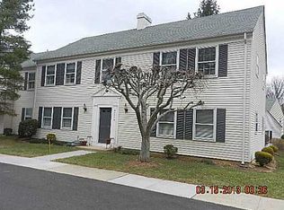 427 N Redding Ln, Monroe Township, NJ 08831