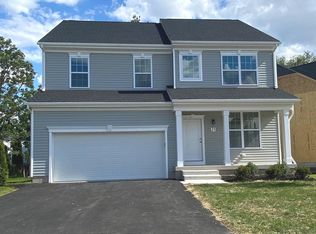 21 Misty Meadow Ln, Hamilton, NJ 08619