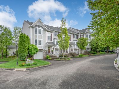 6001 Heartwood Lane #6001, Danbury, CT, 06811
