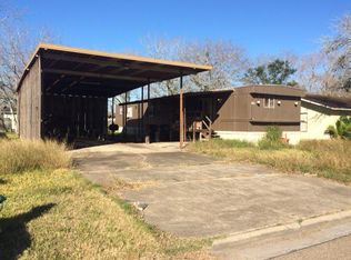 3403 Catalpa St, Victoria, TX 77901