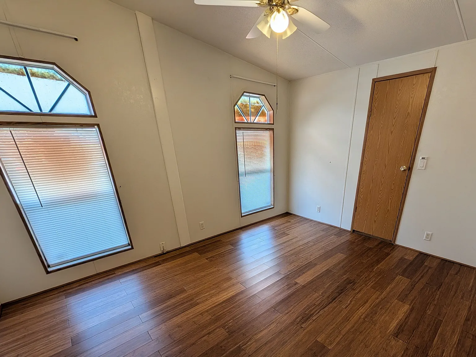 5600 Jaleen Ave — Photo 4
