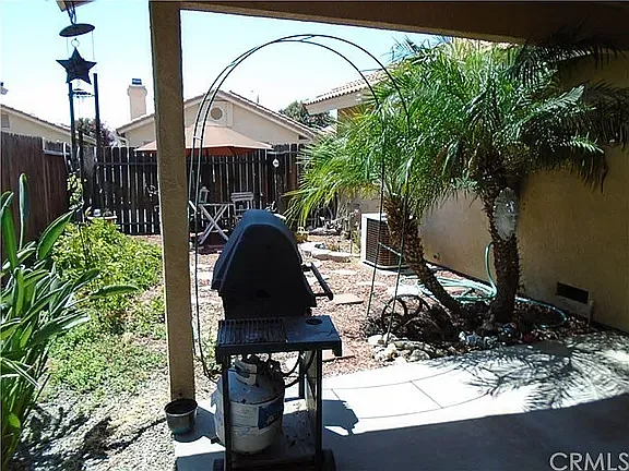 811 Alondra Dr — Photo 5