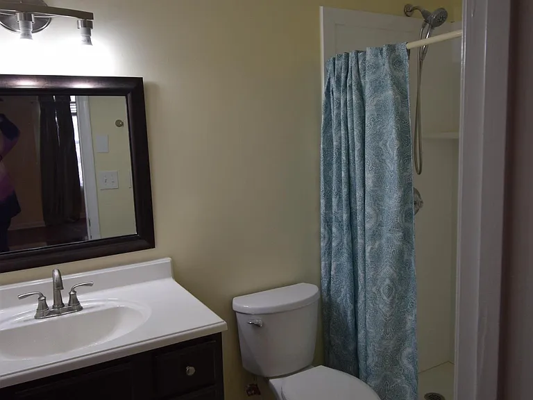 145 Jefferson Dr — Photo 10