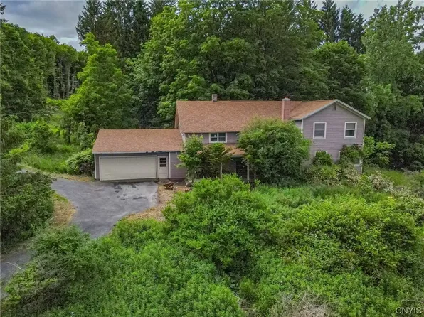 1078 Willowdale Rd, Skaneateles, NY 13152